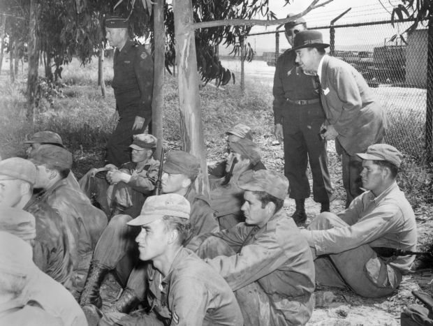 Inspecting Illinois National Guardsmen